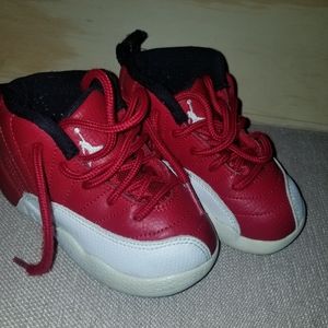 Toddler Jordans retro 12